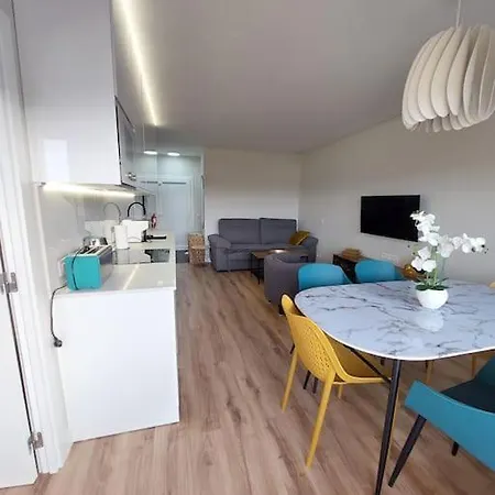 Modern In Do Vau - Апартаменты Портиман